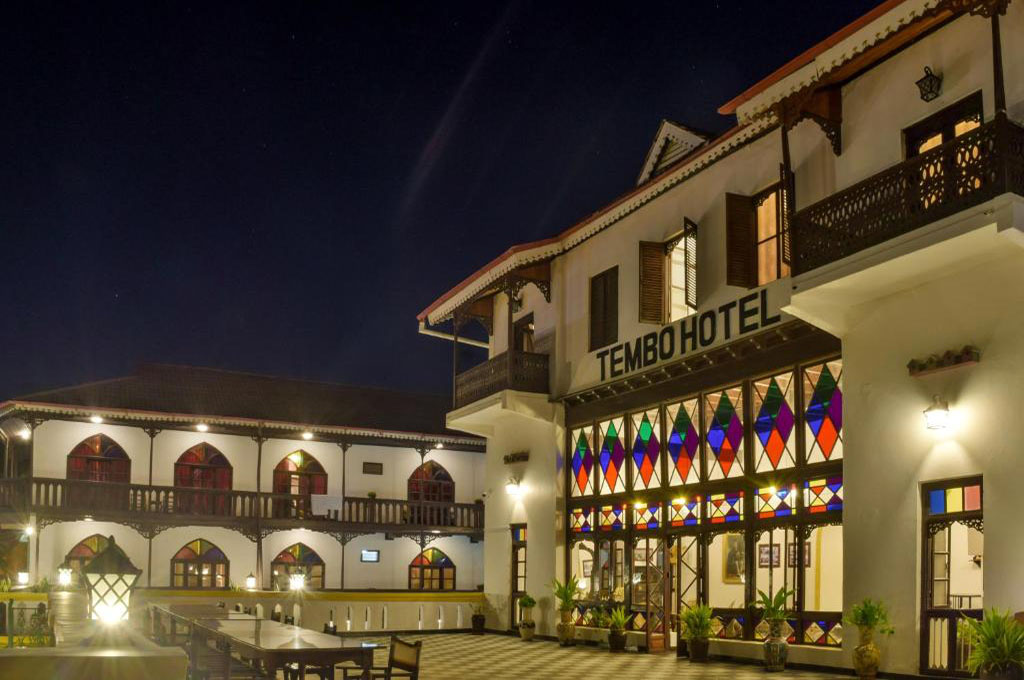 TEMBO HOUSE HOTEL